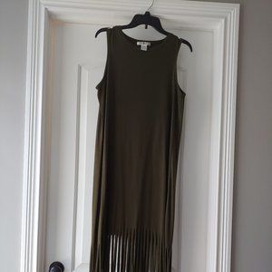 Women's sleeveless dress